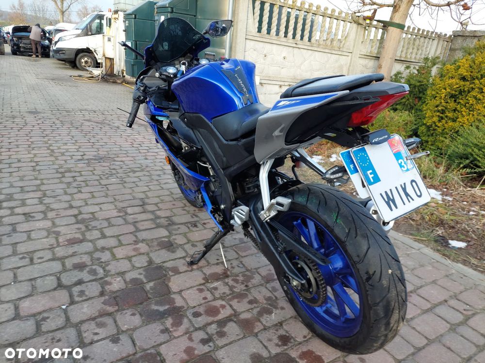 Yamaha YZF - 5