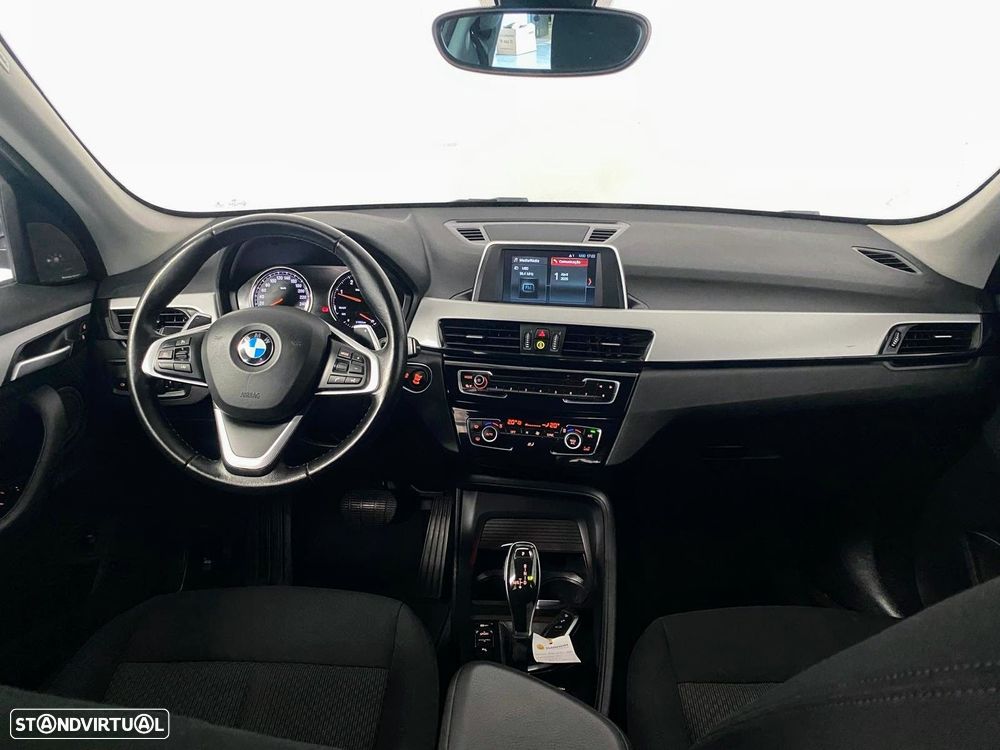 BMW X1 sDrive18d - 12