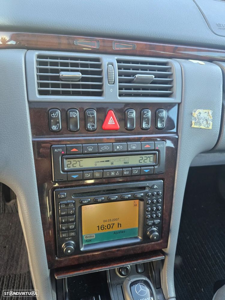 Mercedes-Benz E 320 CDi Avantgarde - 11
