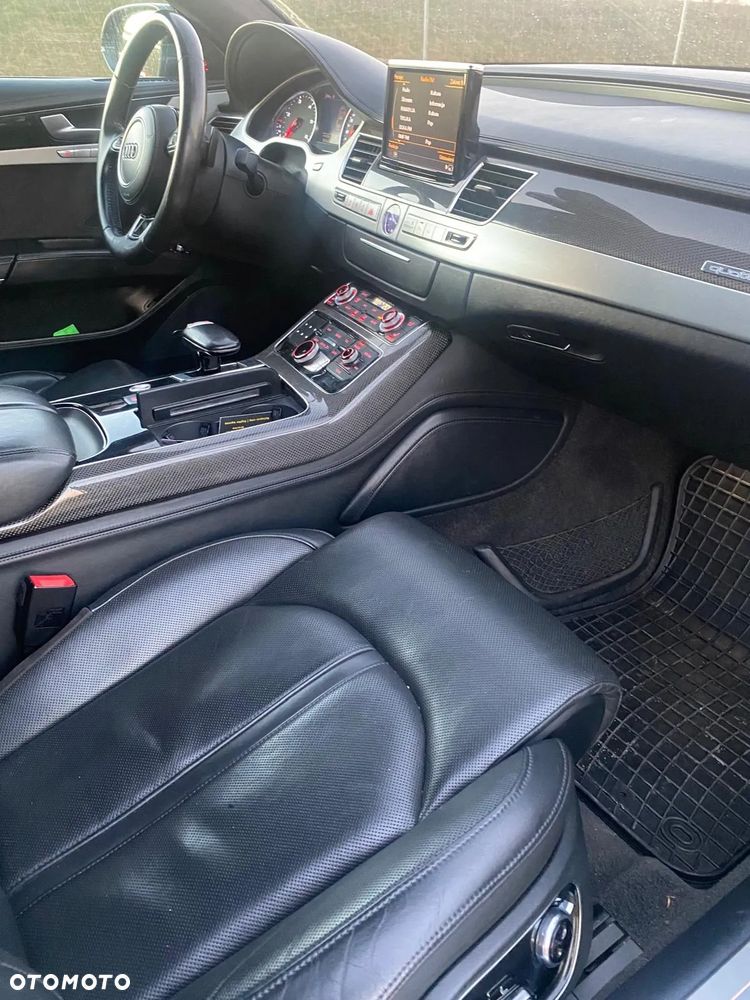Audi A8 4.2 TDI Quattro - 11