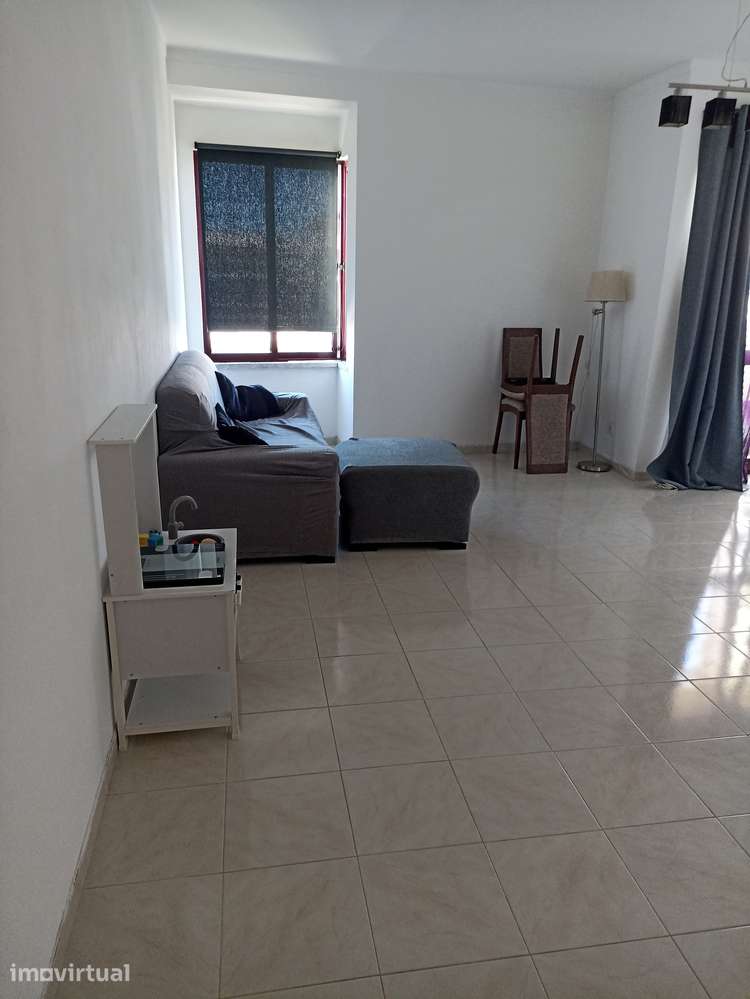 Apartamento T2 para alugar em Gambelas Faro