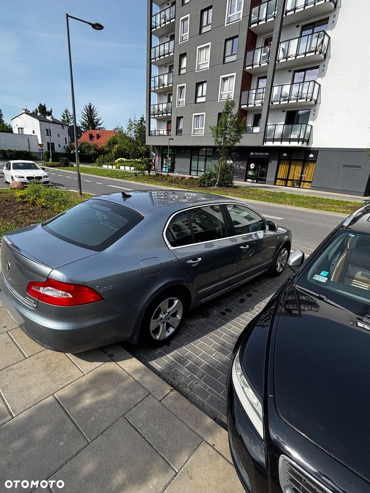 Skoda Superb 1.6 TDI GreenLine - 3