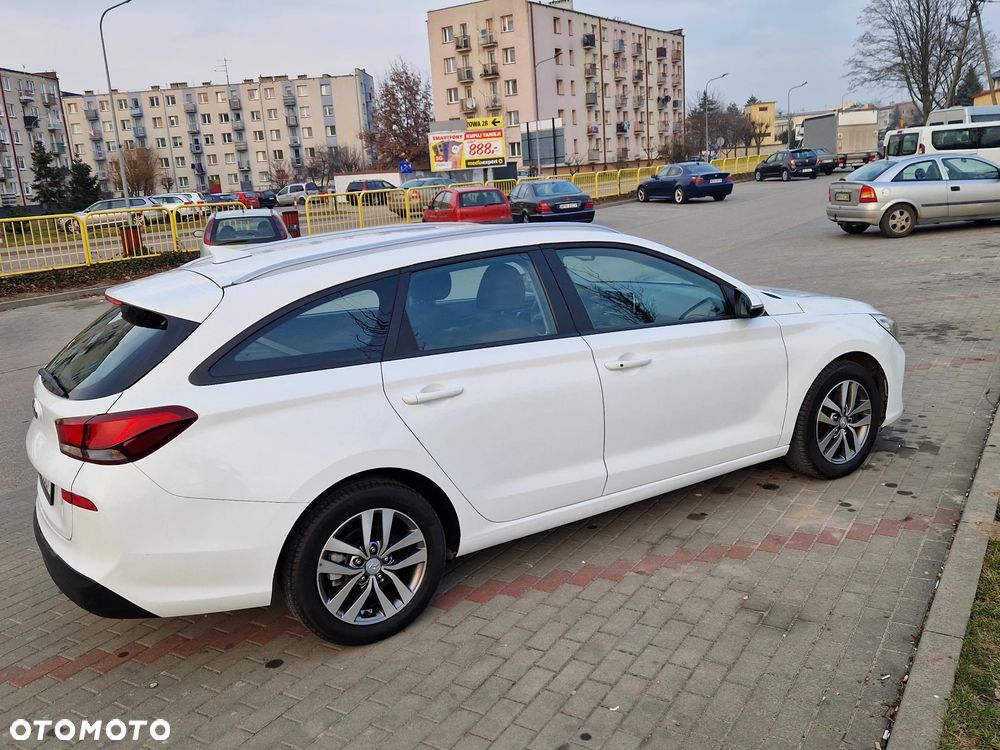 Hyundai i30 1.6 CRDI DCT EDITION 30 - 9