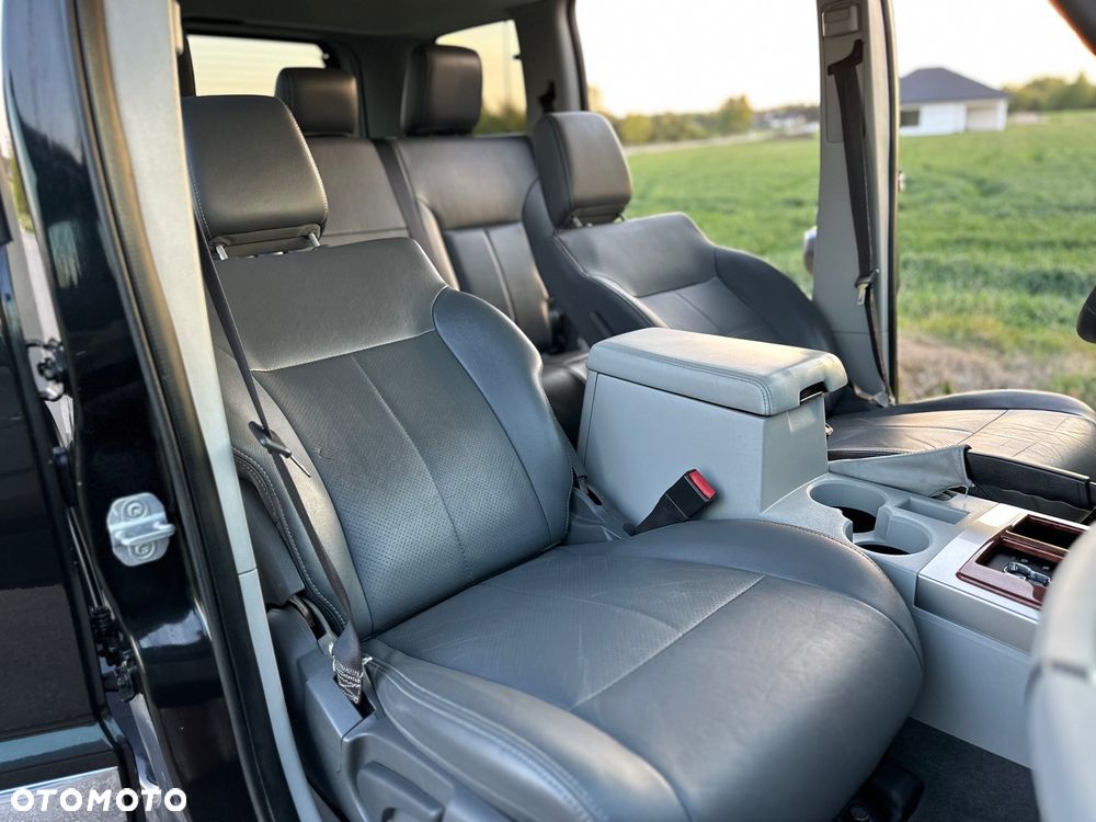 Jeep Cherokee - 37