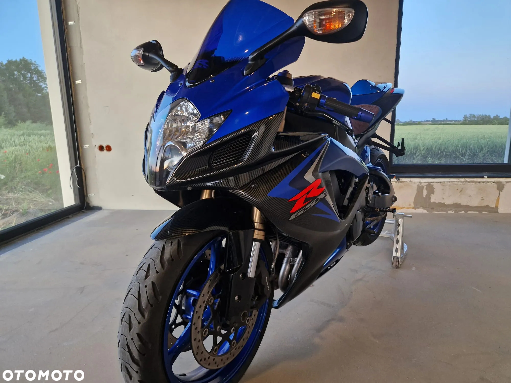Suzuki GSX-R - 7