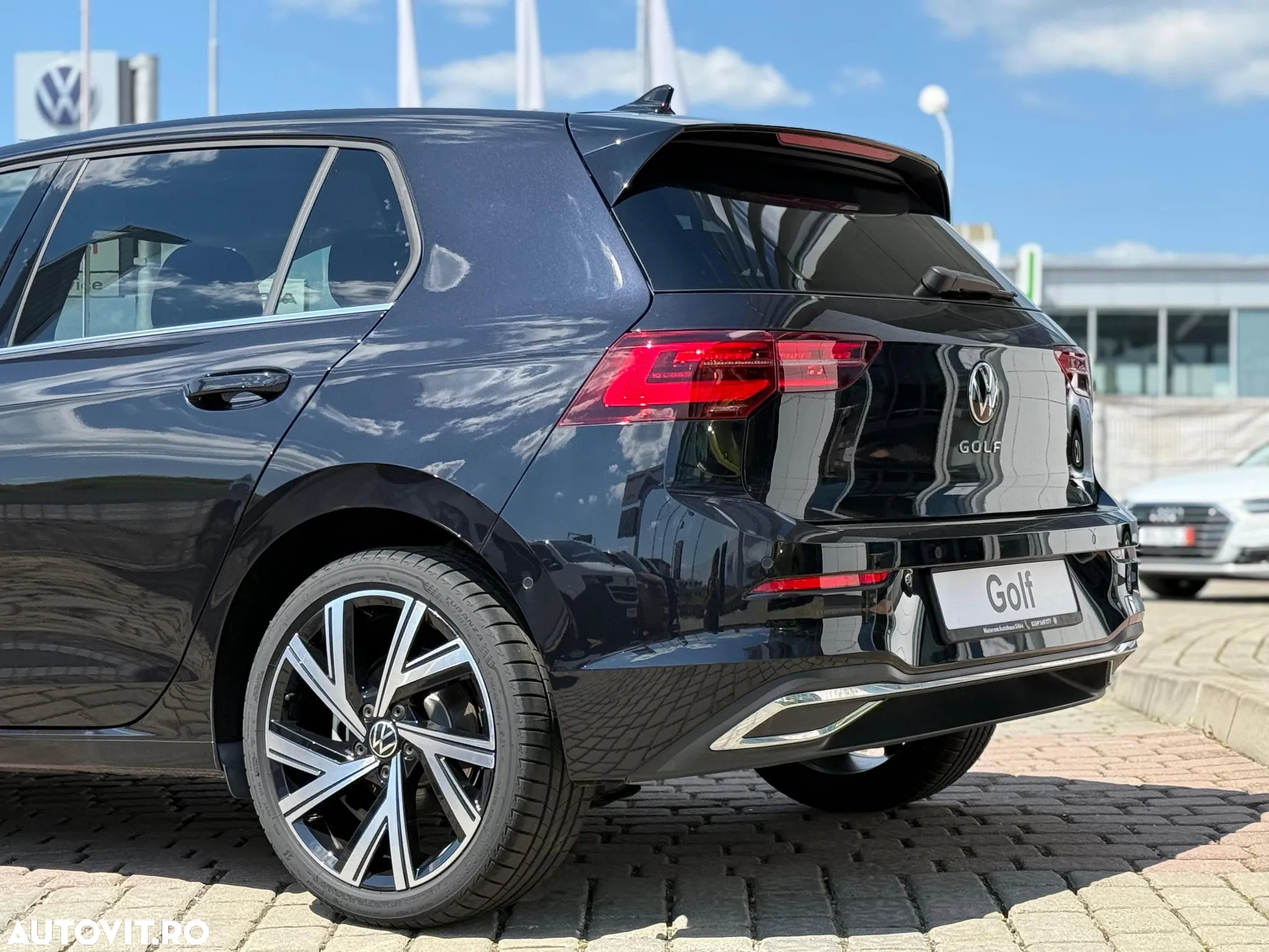 Volkswagen Golf 2.0 TDI DSG Style - 5