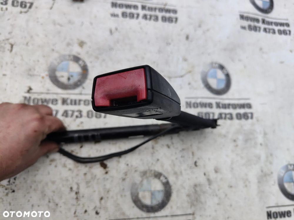 BMW E65 Napinacz pasa lewy przedni przód 8223329 - 2
