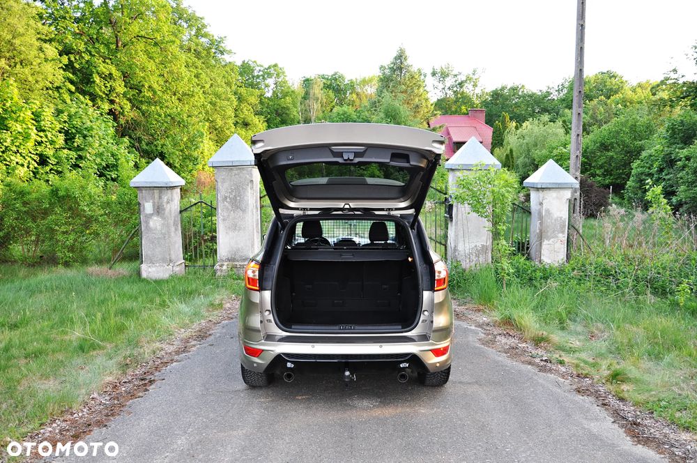 Ford Kuga 2.0 TDCi 4x4 ST-Line - 26