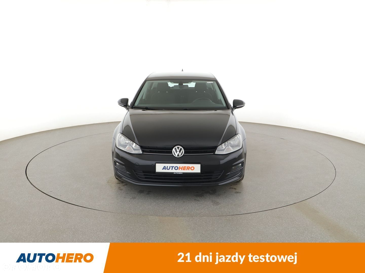 Volkswagen Golf - 9