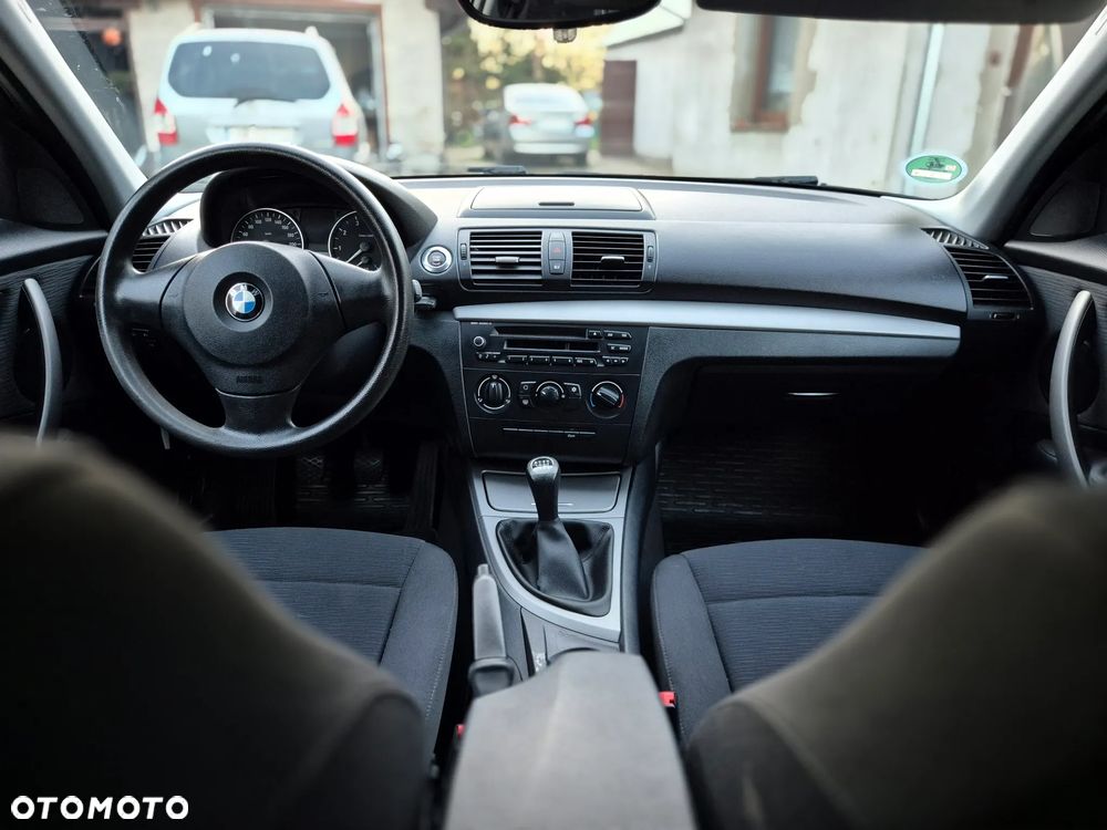 BMW Seria 1 116i - 12