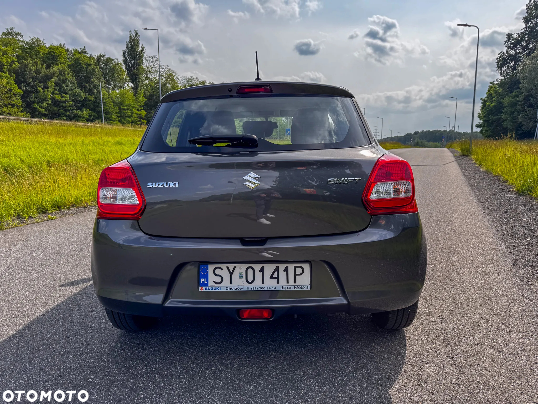Suzuki Swift 1.2 Premium - 5