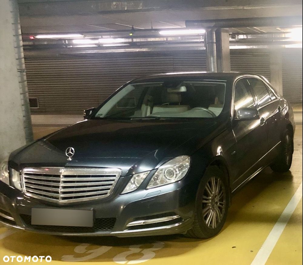 Mercedes-Benz Klasa E 350 CDI 4-Matic BlueEff Avantgarde - 3