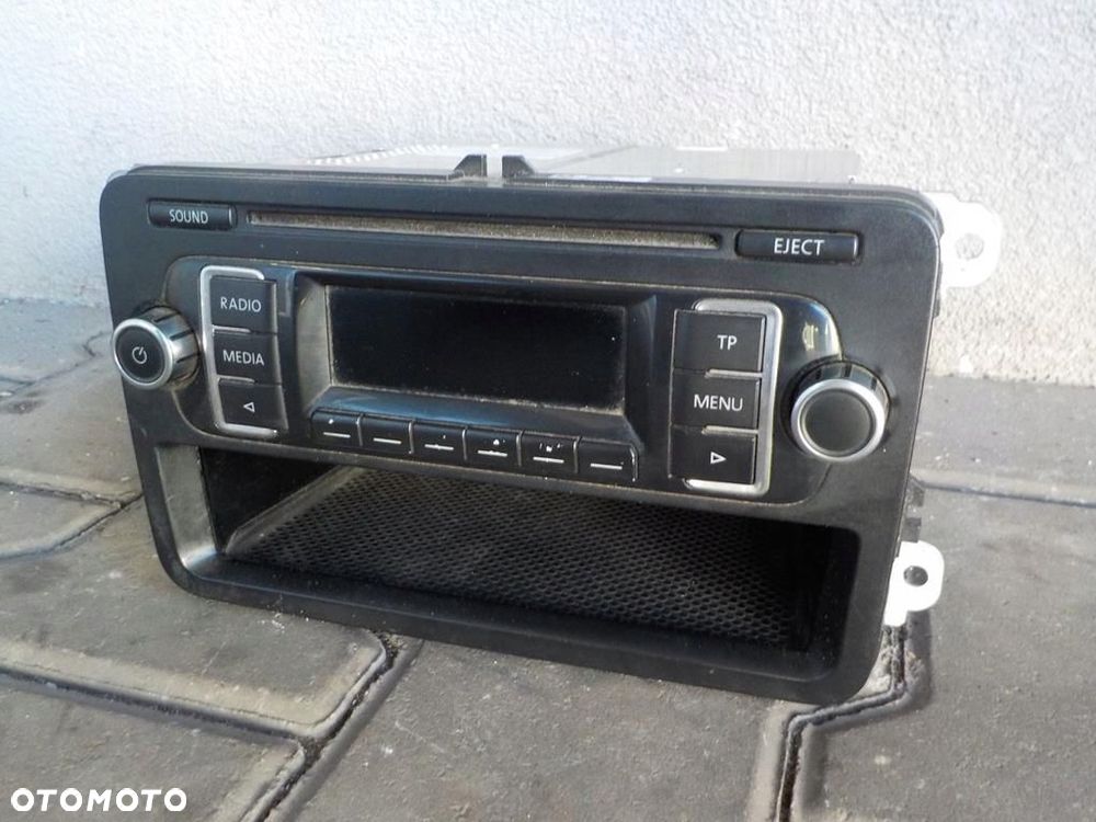 VW T5 LIFT ORYGINALNE RADIO CD - 2