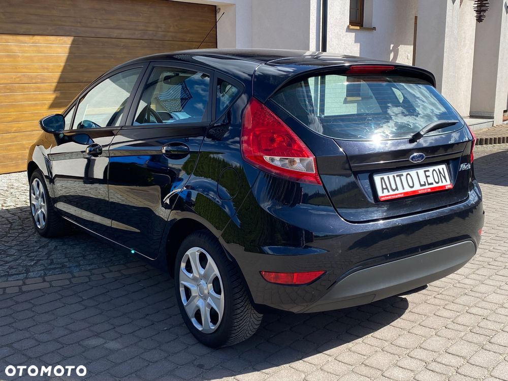 Ford Fiesta - 9