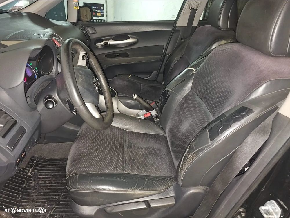 Toyota Auris 1.8 HSD - 3