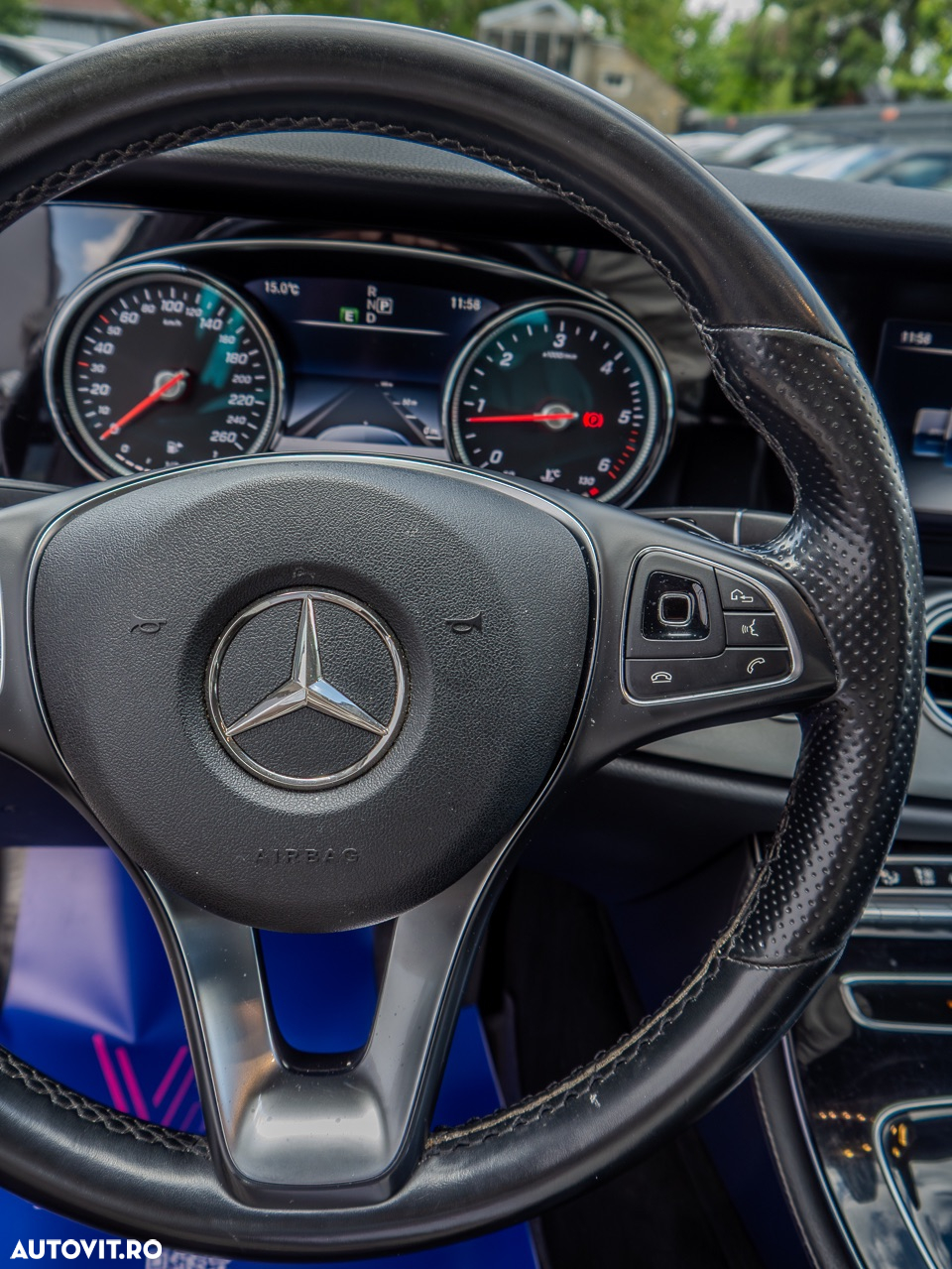 Mercedes-Benz E 200 d Aut. - 22