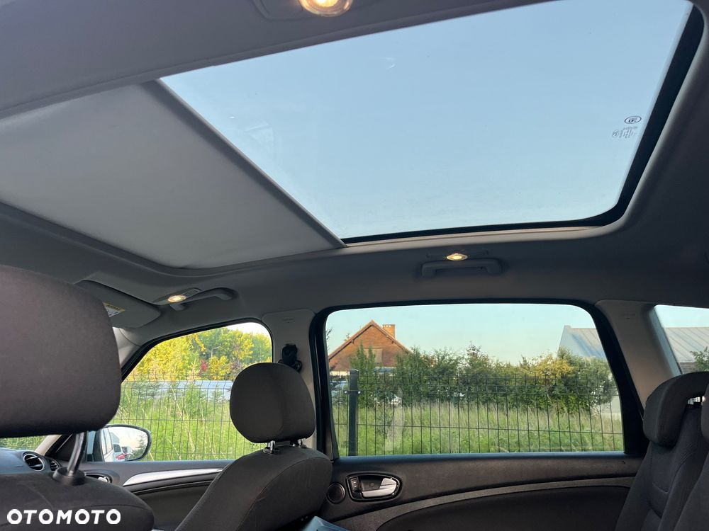 Ford S-Max 2.0 TDCi DPF Titanium - 14