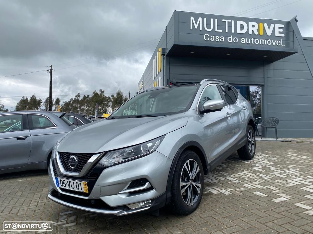 Nissan Qashqai 1.5 dCi N-Connecta - 1