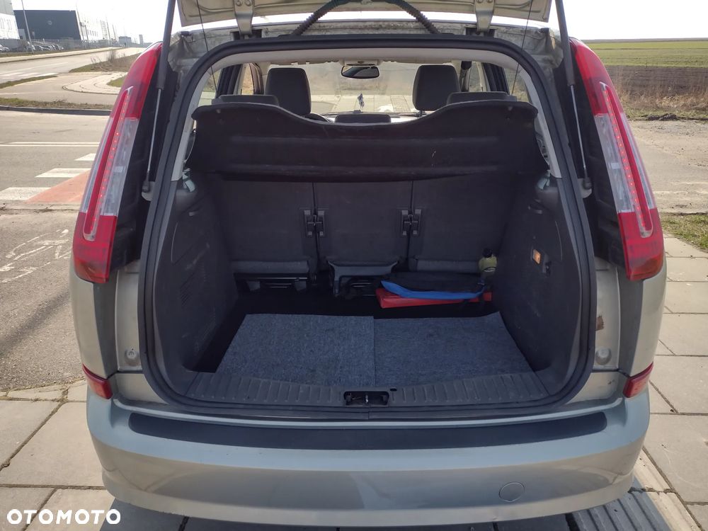 Ford Focus C-Max - 16
