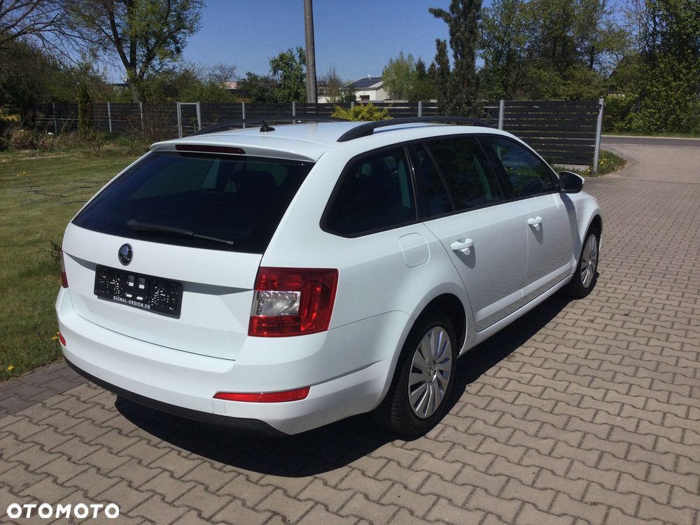Skoda Octavia 1.6 TDI Style - 9