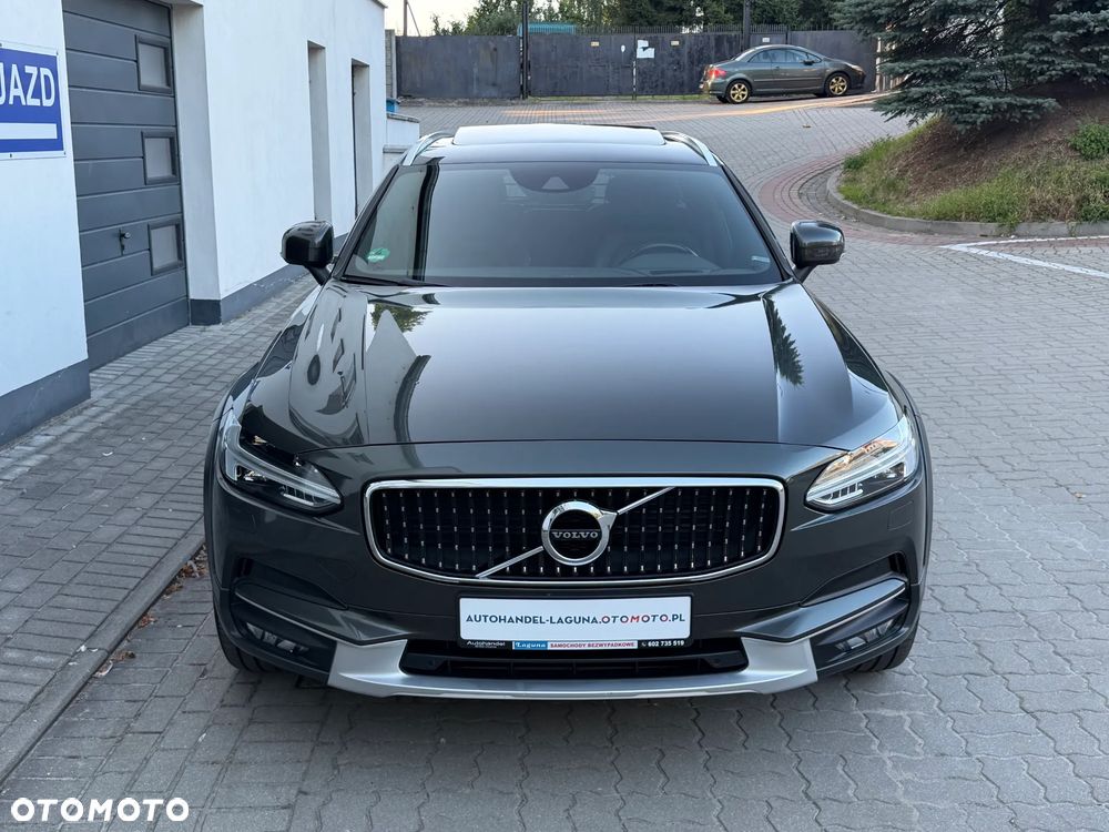Volvo V90 Cross Country D5 AWD Geartronic - 29