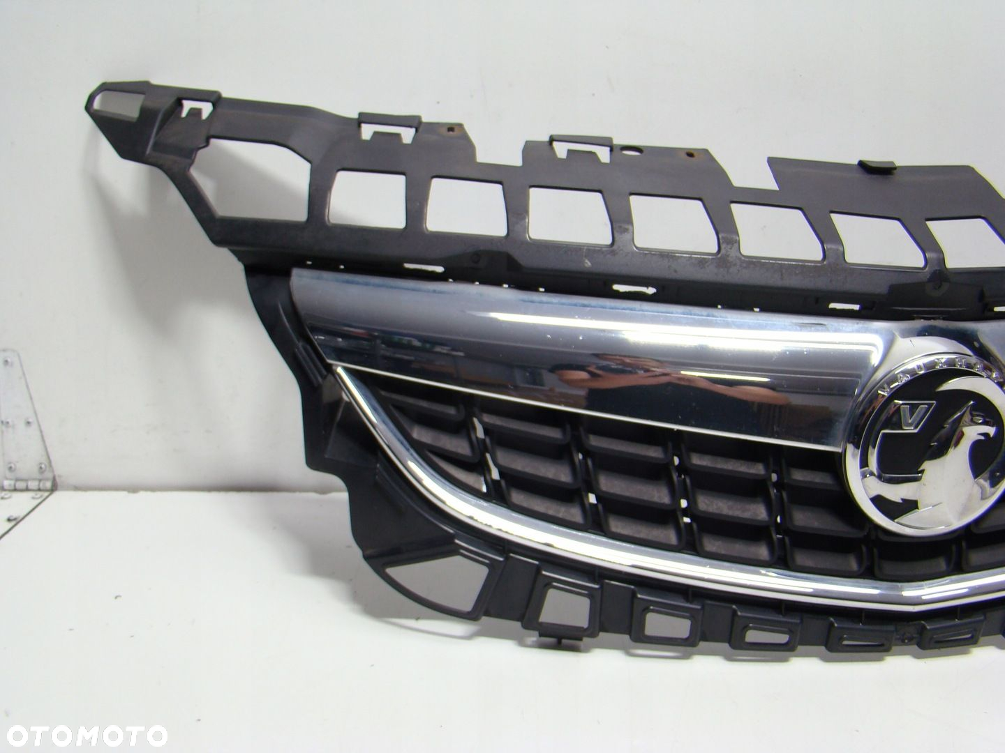 OPEL ASTRA J IV - ATRAPA GRILL 13266577 - 2