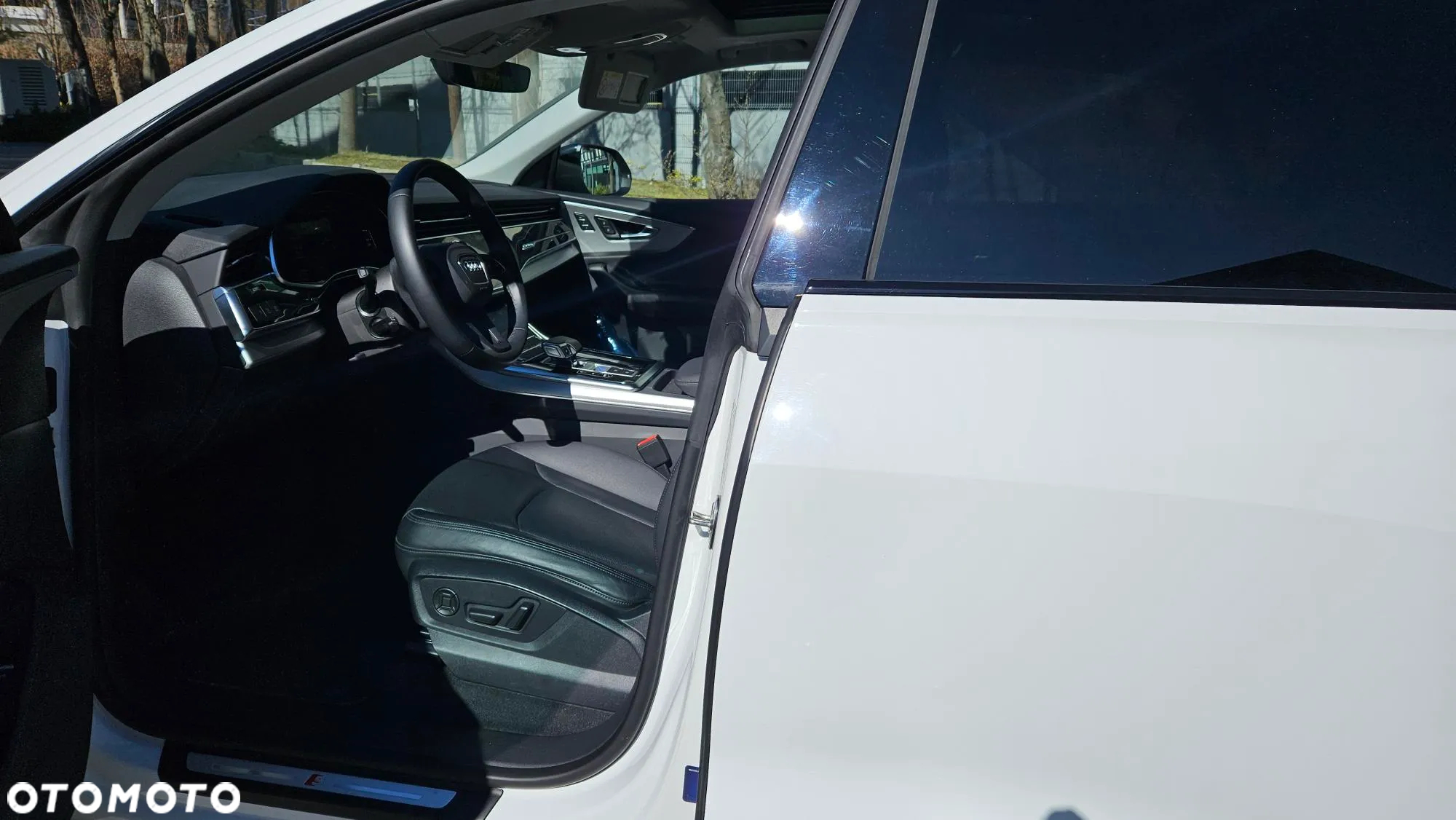 Audi Q8 - 8