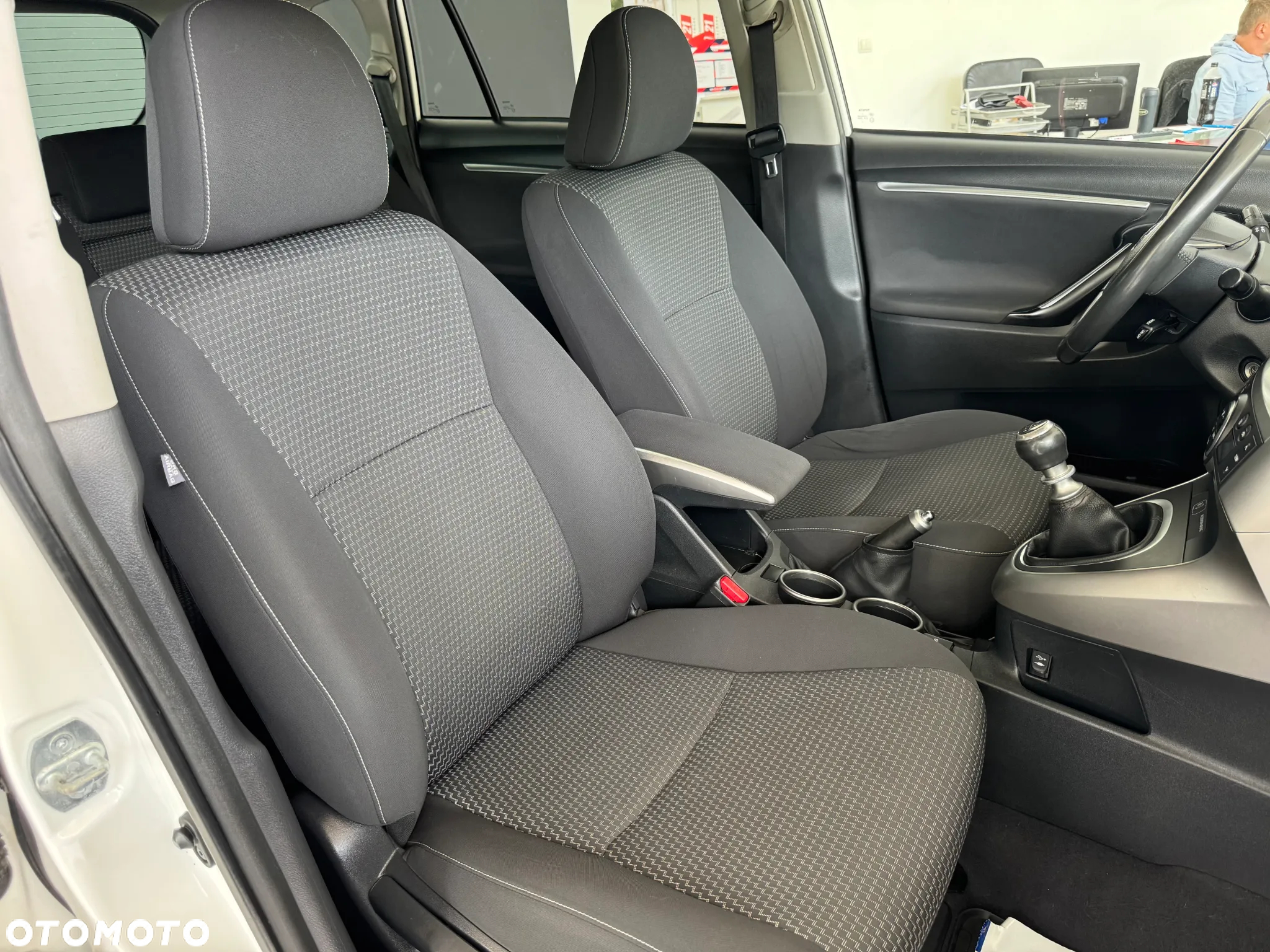 Toyota Verso 1.6 D-4D Active 7os - 28