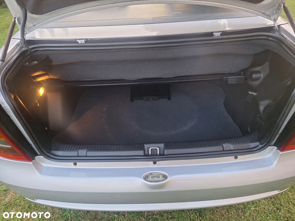 Opel Astra - 22