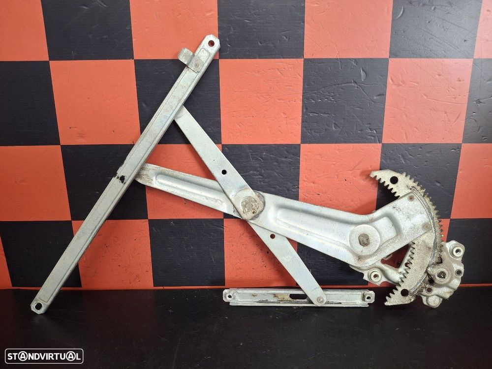 Elevador Frente Direito Toyota Dyna 250 - 2