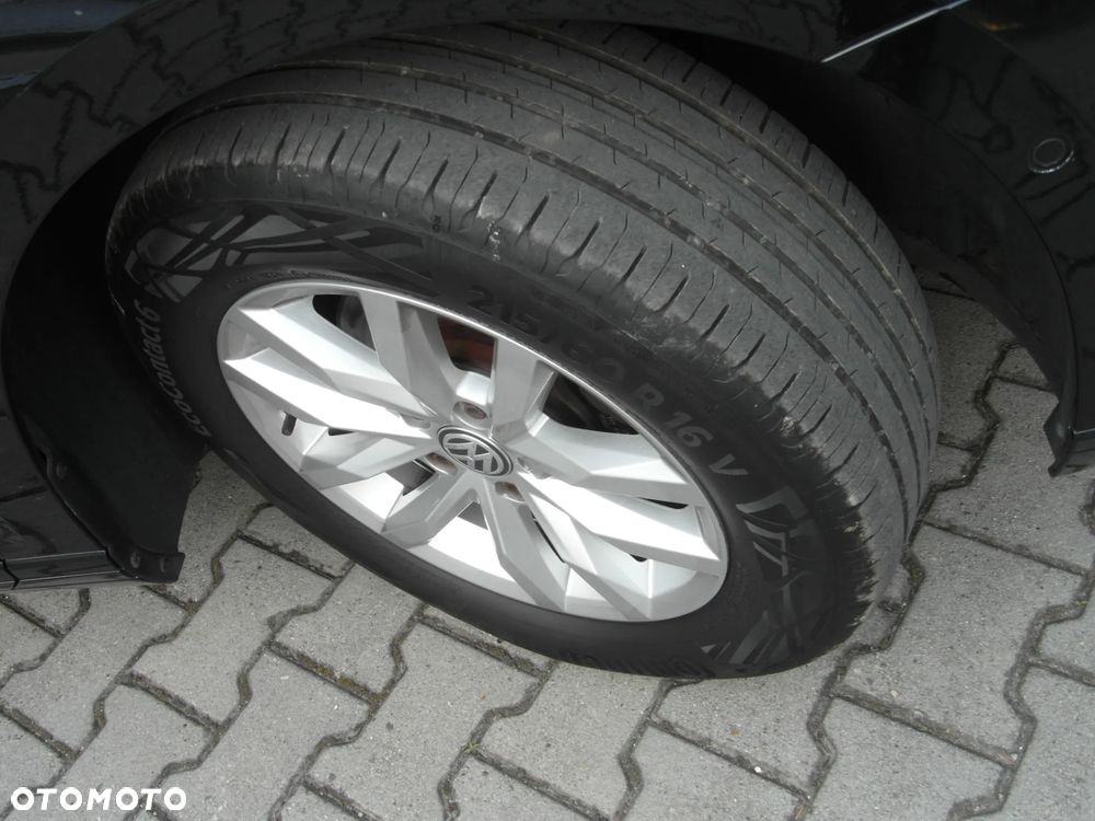Volkswagen Passat 2.0 TDI BMT Comfortline - 35