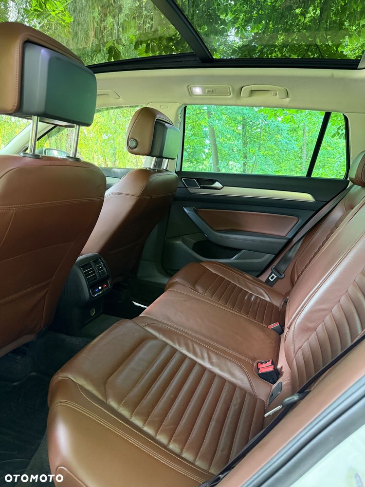 Volkswagen Passat 2.0 TDI SCR 4Mot DSG Highline - 7