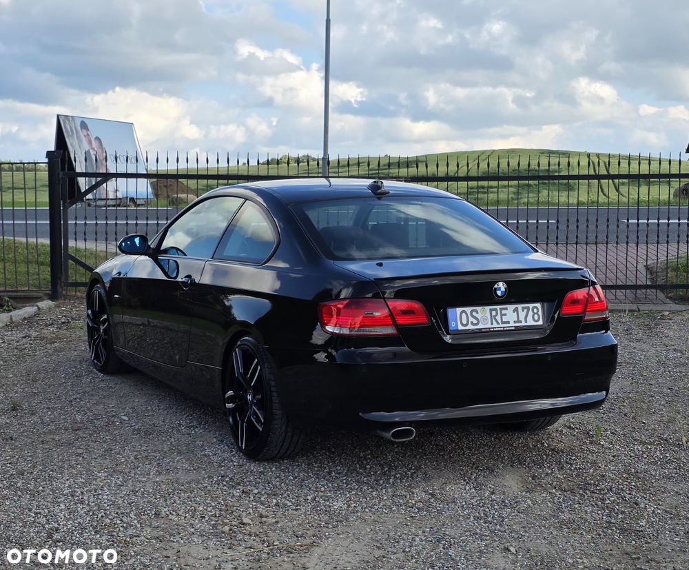 BMW Seria 3 320d - 11