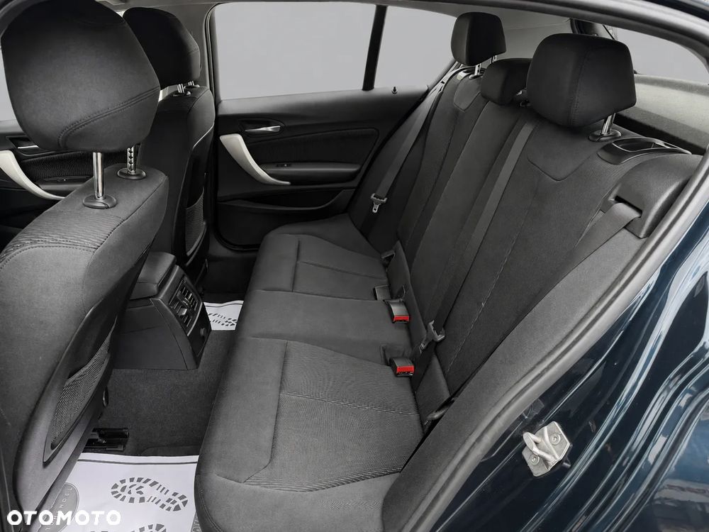 BMW Seria 1 118i Edition M Sport Shadow - 7