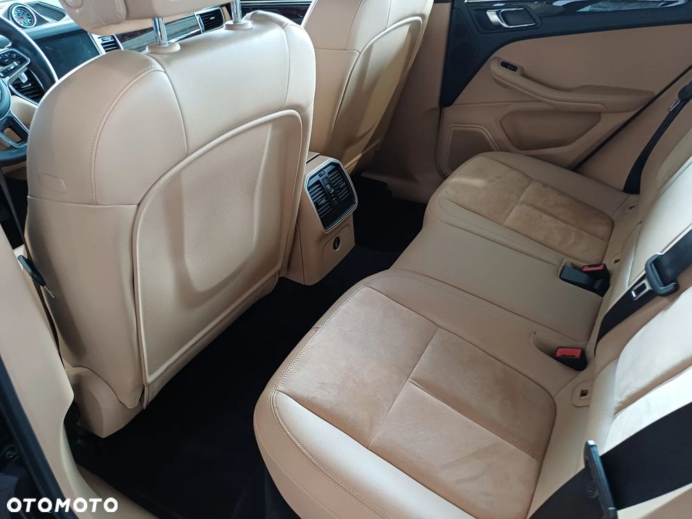 Porsche Macan Standard - 14