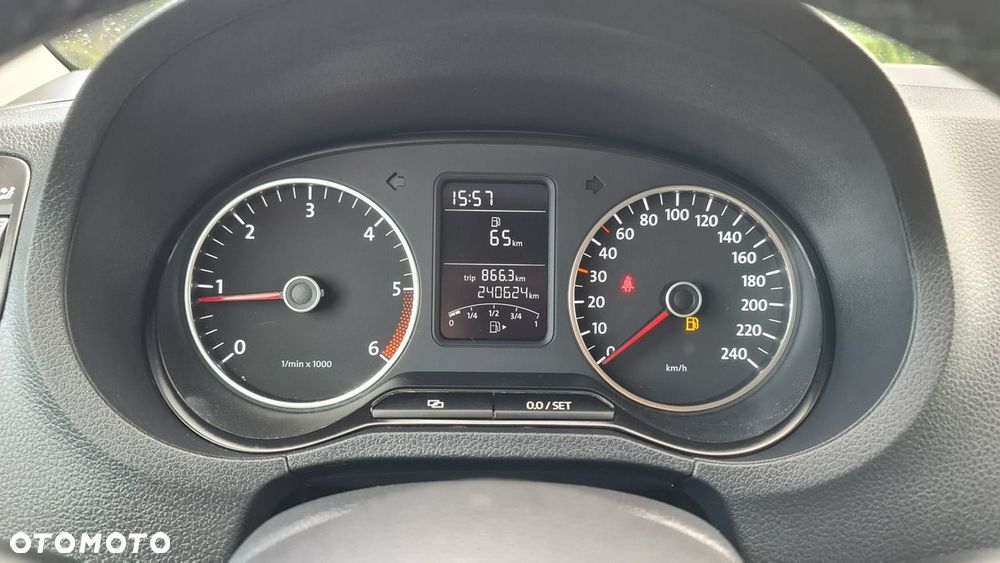 Volkswagen Polo - 16