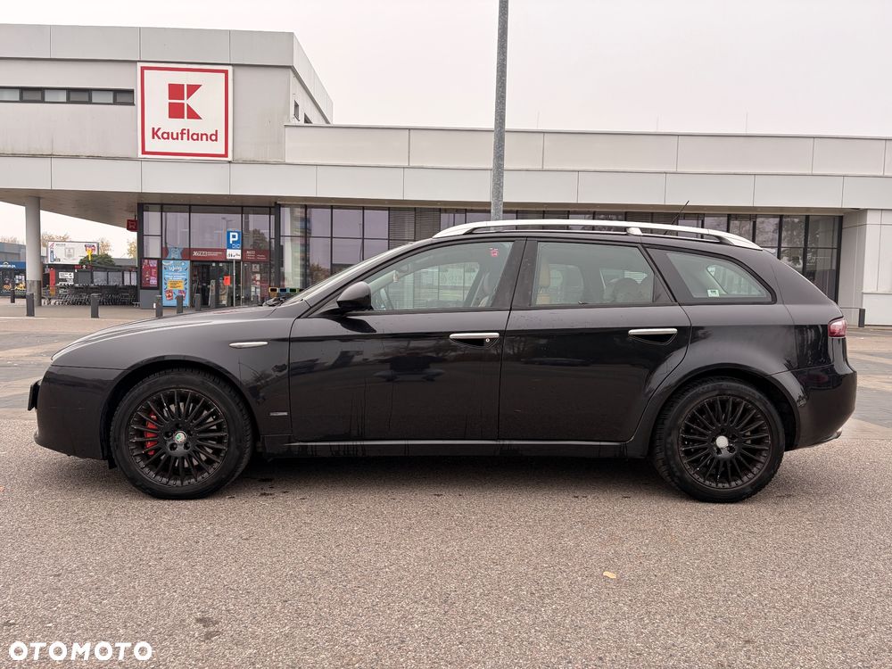 Alfa Romeo 159 Sportwagon 2007 photo 4