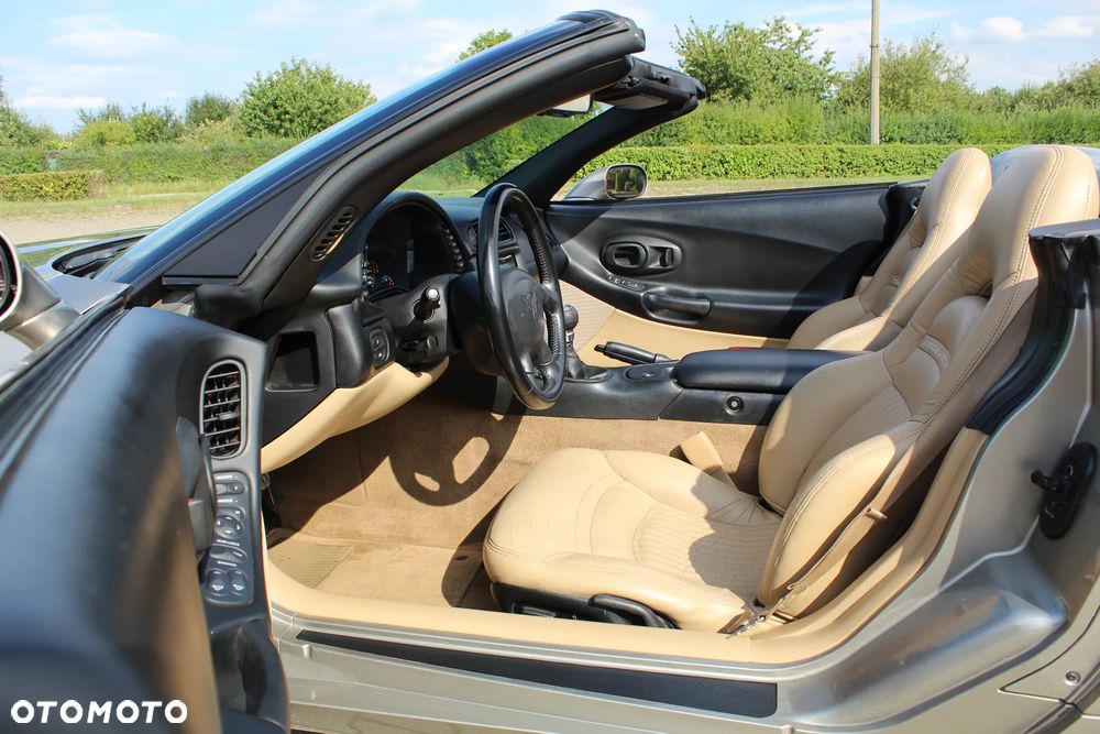 Chevrolet Corvette Cabrio SB - 13