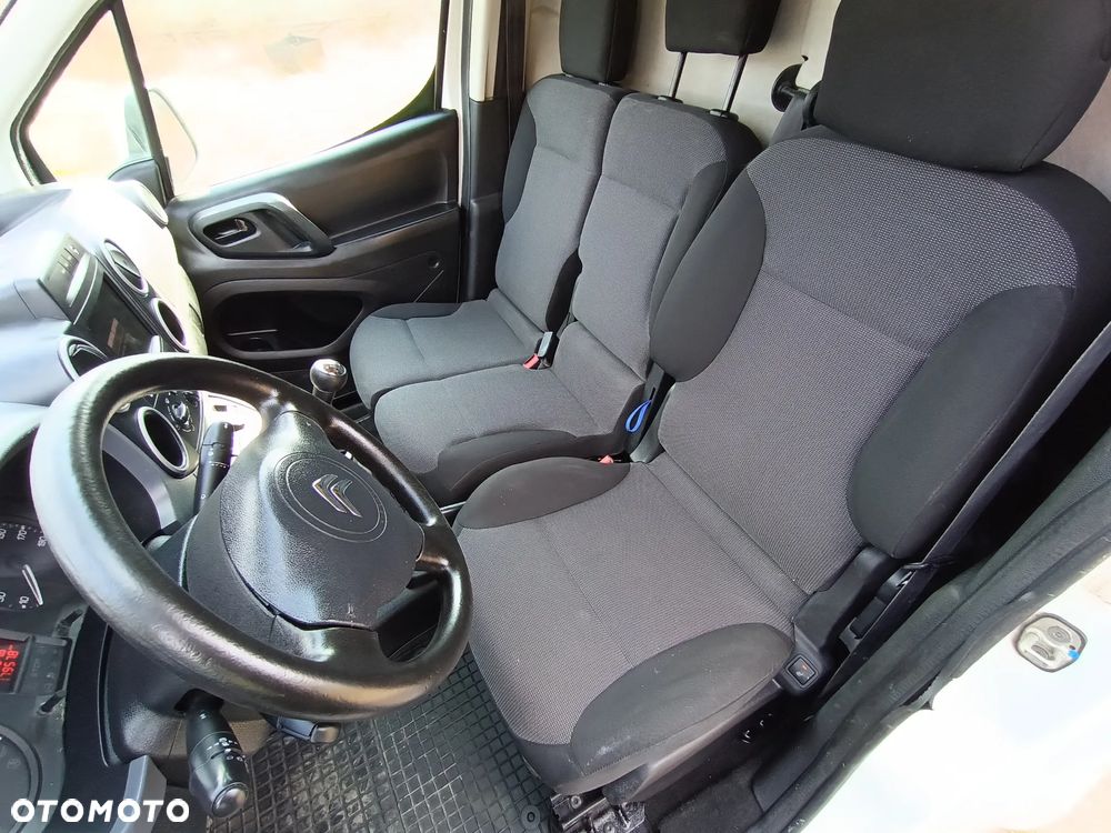 Citroën Berlingo 1.6 diesel Blue HDI 99kM, manual, 2016 rok EURO 6! STAN BARDZO DOBRY, PRZEBIEG GWARANTOWANY! - 37