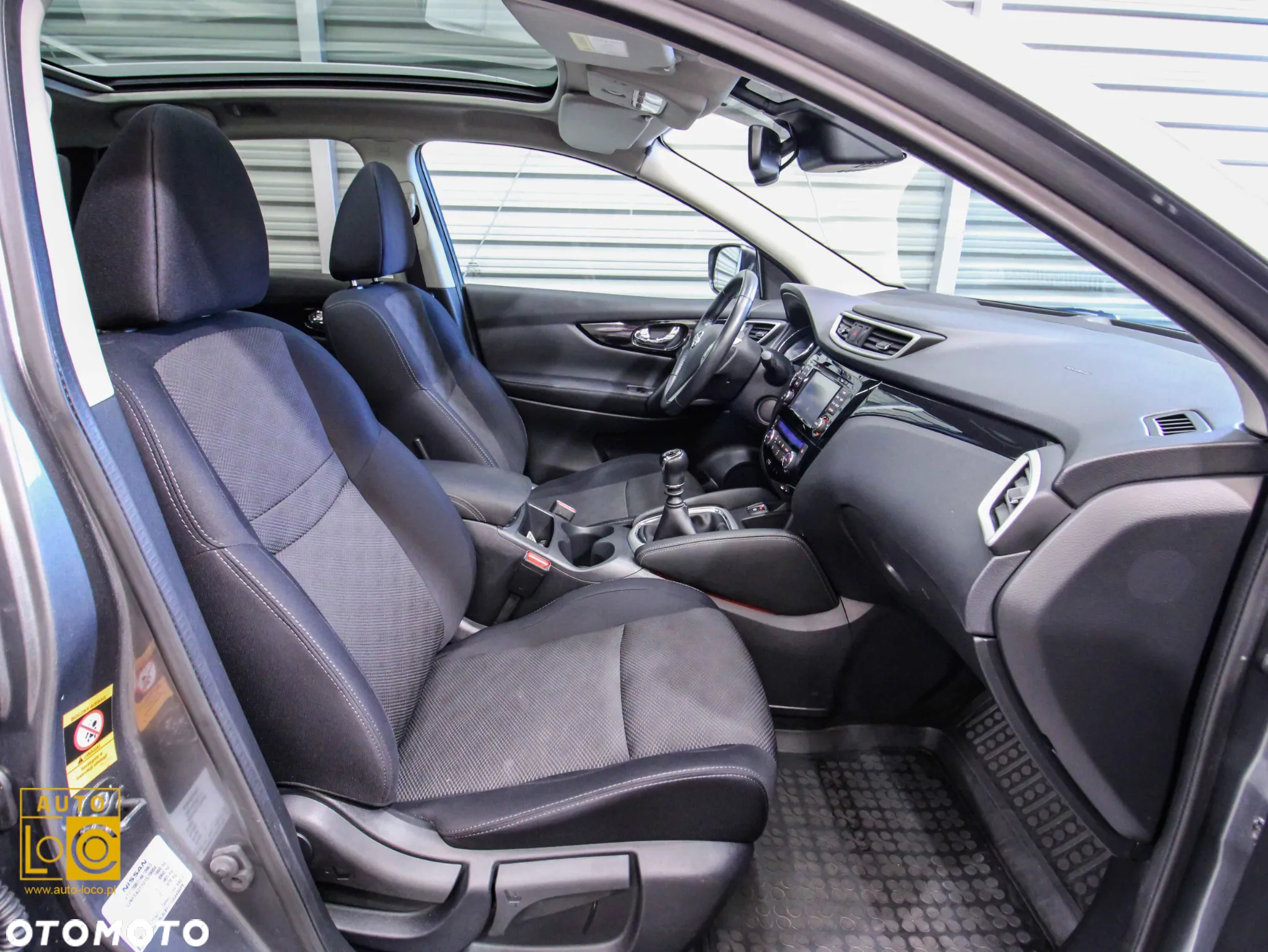 Nissan Qashqai 1.2 DIG-T N-Connecta EU6 - 10