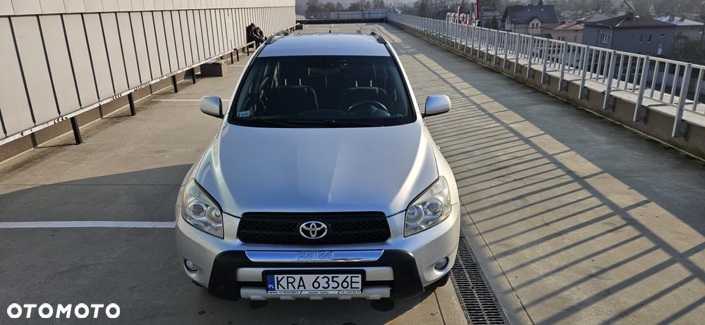 Toyota RAV4 2.2 D-4D 4x4 Executive - 28