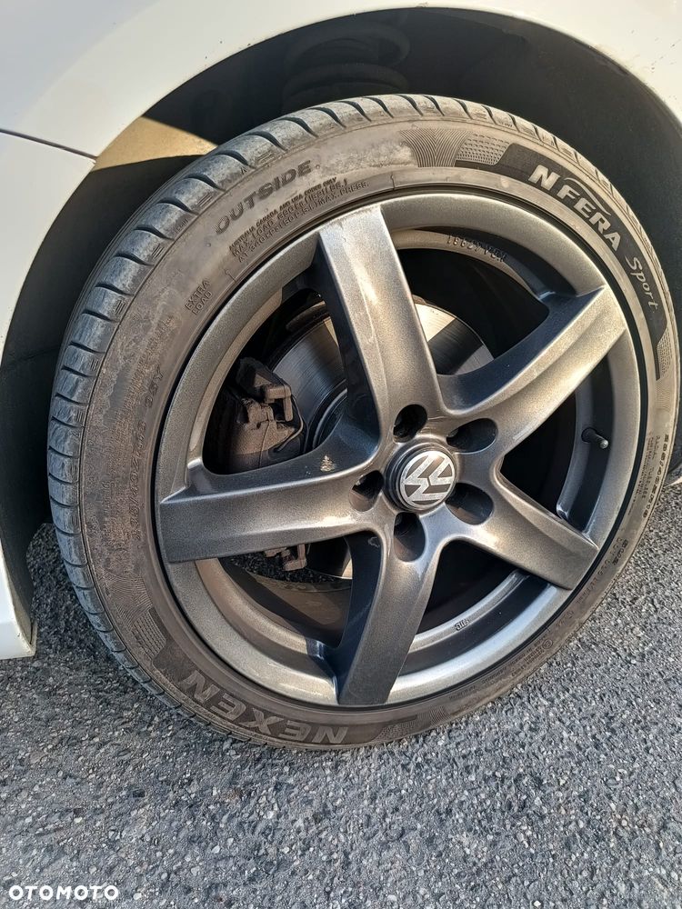 Volkswagen Passat 2.0 TDI Comfortline - 5