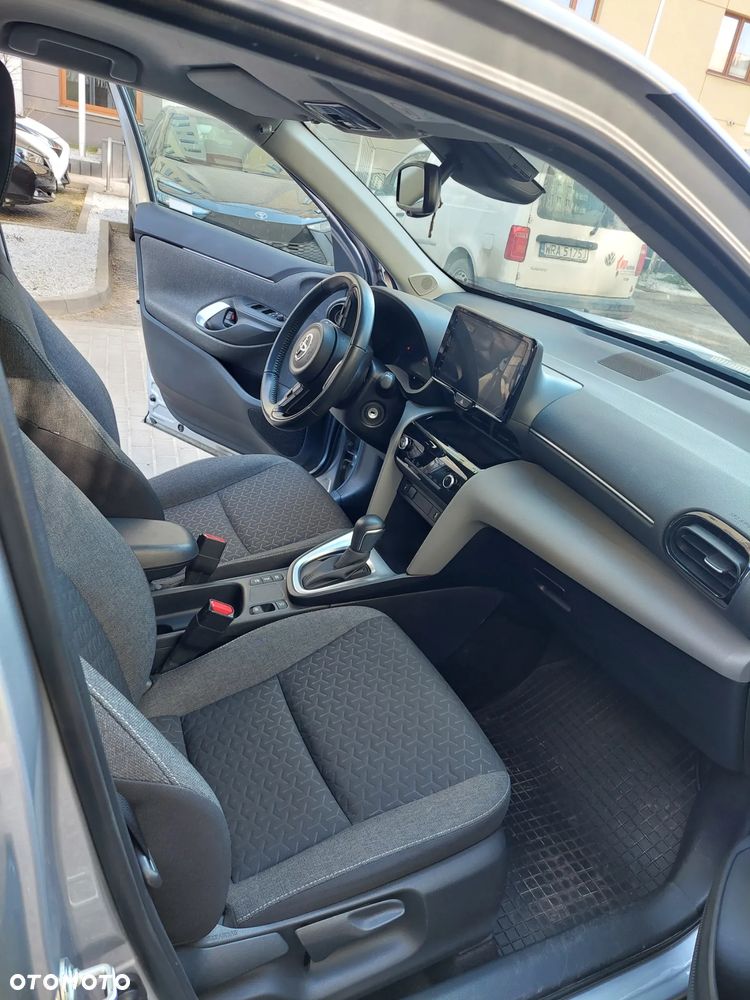 Toyota Yaris Cross Hybrid 1.5 Comfort - 10