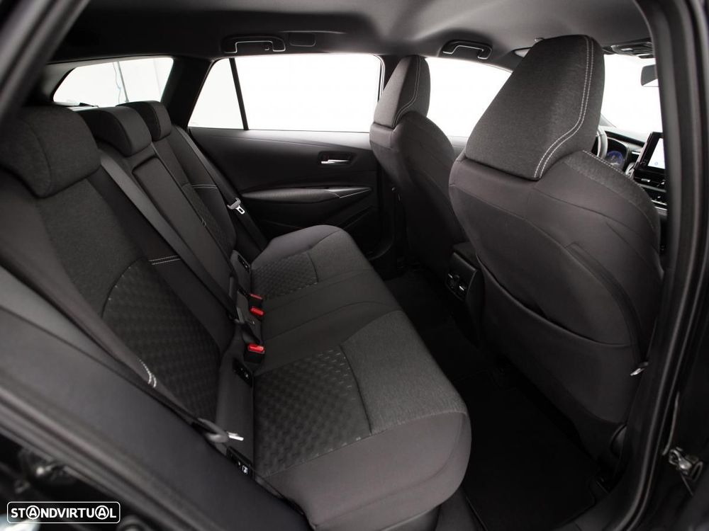 Suzuki Swace 1.8L CVT GLE Hybrid - 12