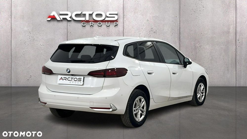 BMW Seria 2 218i - 5