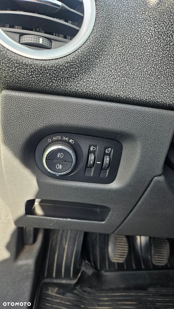 Opel Corsa 1.7 CDTI Cosmo - 9