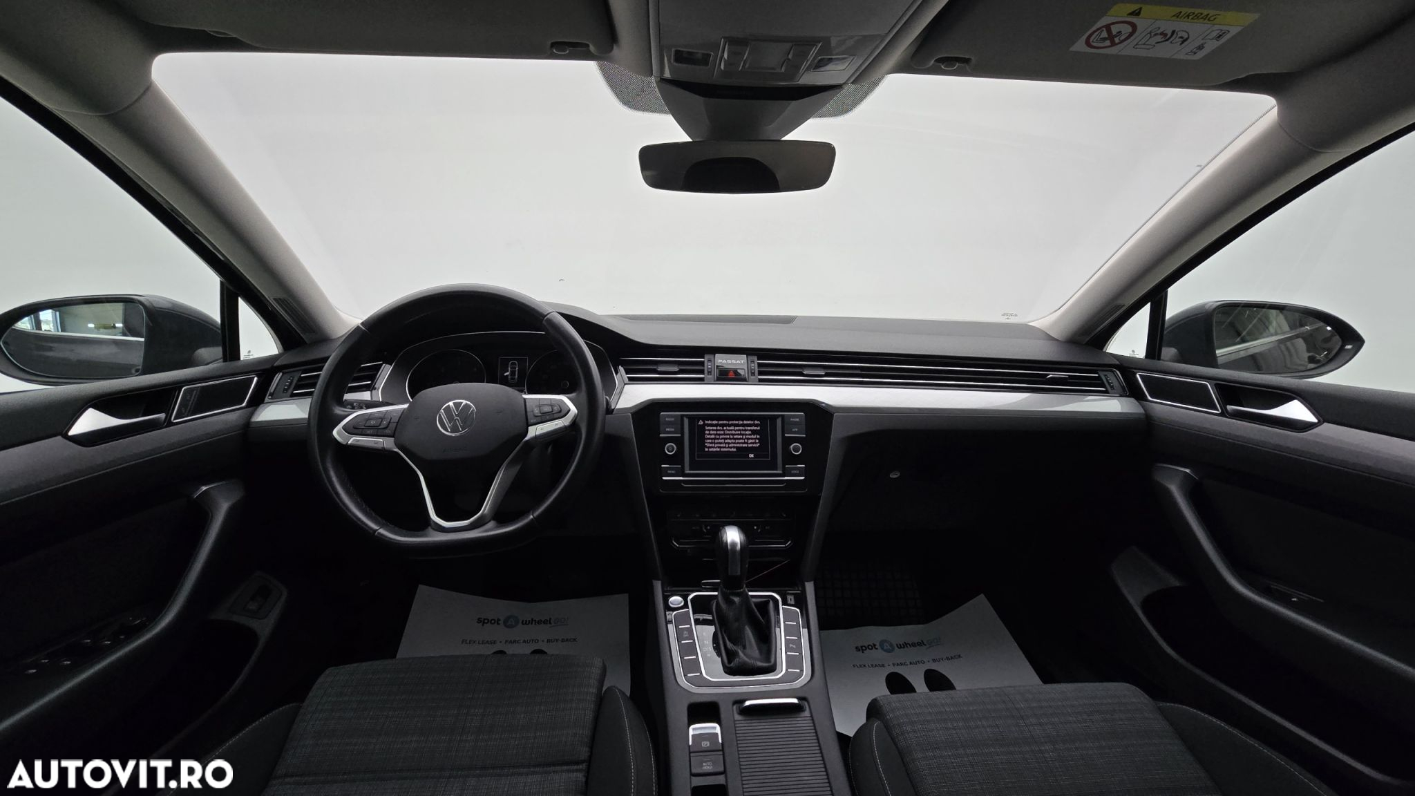 Volkswagen Passat - 14