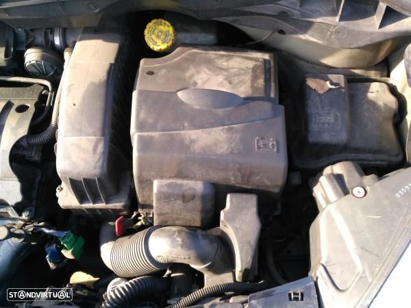 Para peças PEUGEOT 1007 (KM_) - 8