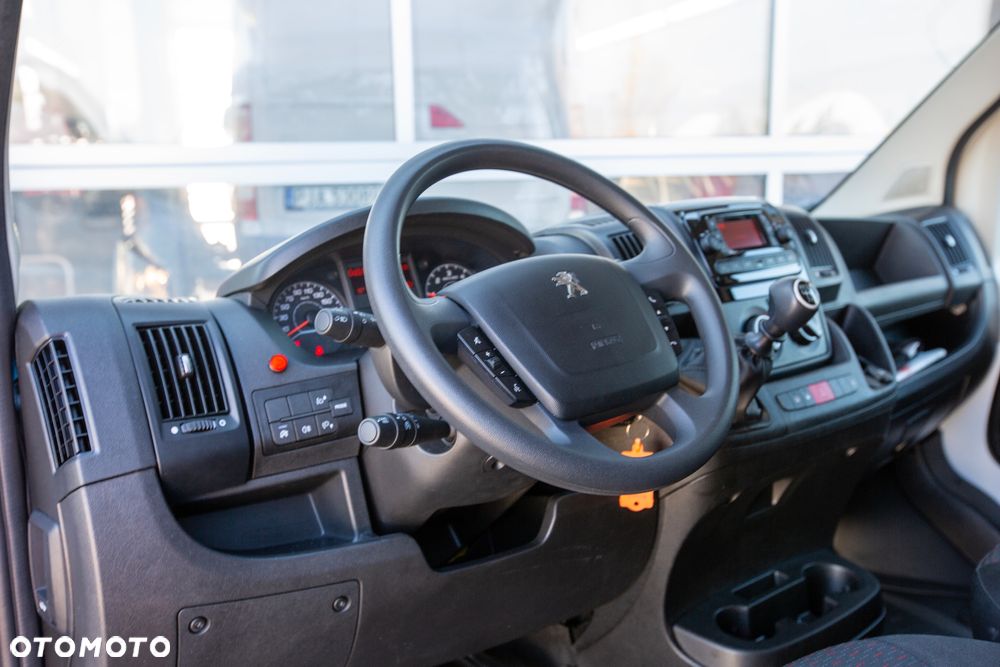 Peugeot Boxer 165KM 8ep KONTENER + WINDA dHollandia 750kg - 9