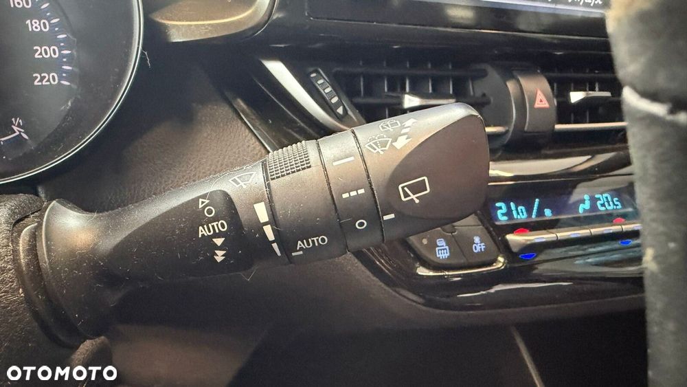 Toyota C-HR - 33